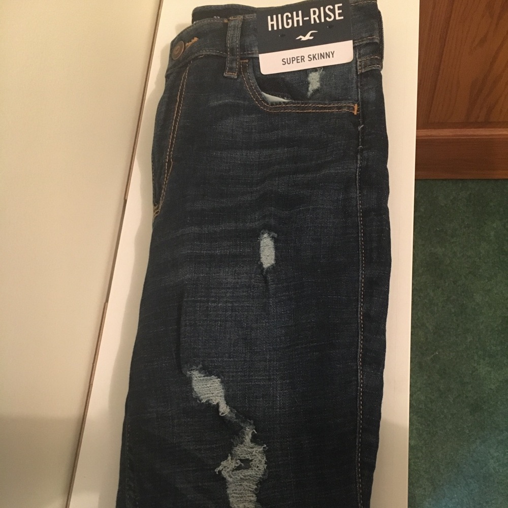 Hollister Super Skinny Jeans